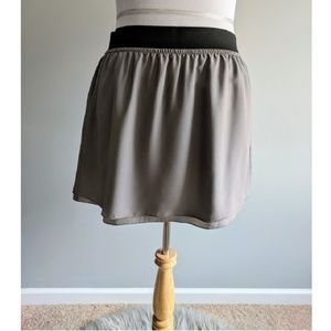 LOFT Elastic Waist Layered Skirt w/Pockets 14